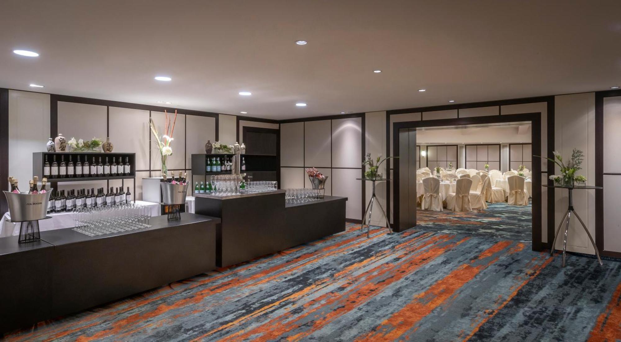 Clayton Hotel Dusseldorf City Centre Bagian luar foto